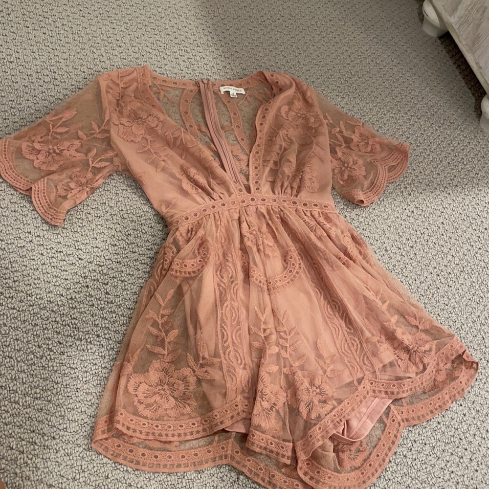 Honey punch small size dusty pink romper